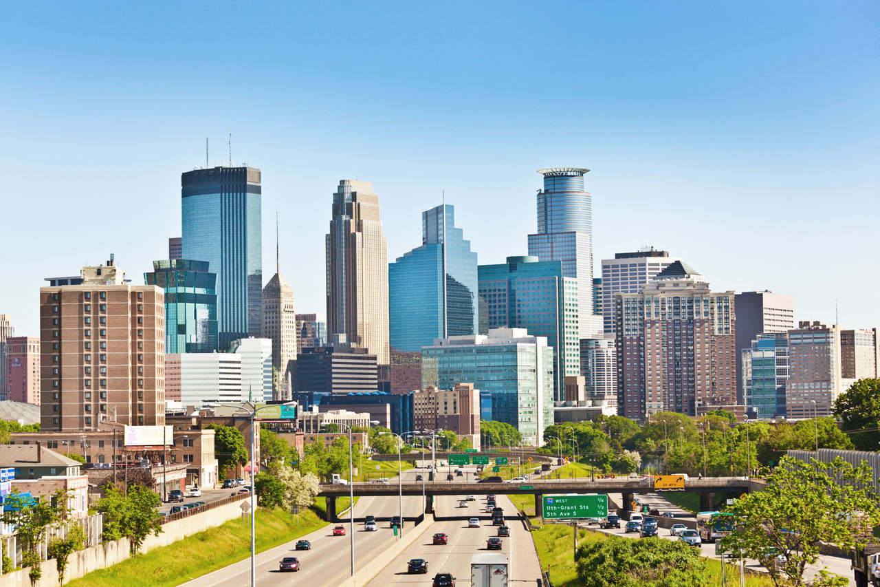 Image of the city skyline of Minneapolis, Minnesota.